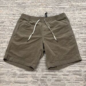 Vuori Optimist Shorts 8" Mens Large Performance Stretch Corduroy Comfort All Day